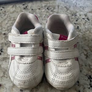 White and Pink Toddler gym shoes size 4